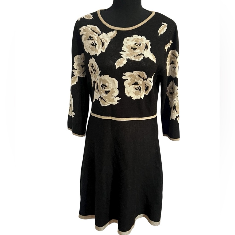 Jessica Howard Black and Cream Floral Long Sleeve Dress